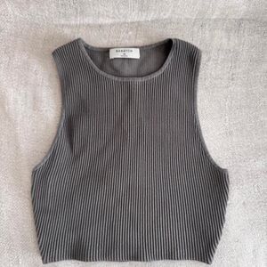 Aritzia Babaton Sculpt Knit Racer Cropped Grey Tank Top size xs